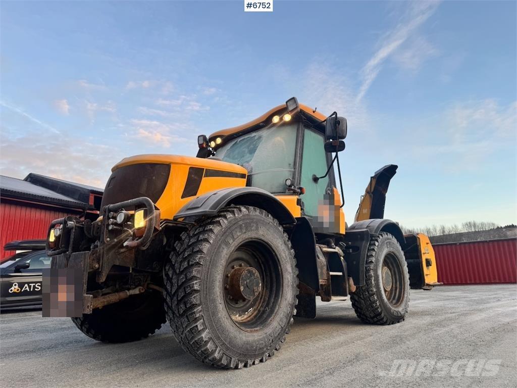 JCB Fastrac 3230 Трактори