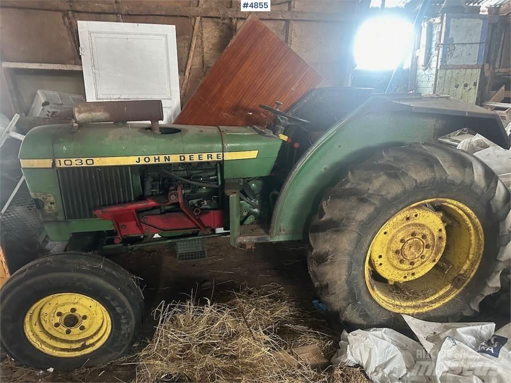 John Deere 1030 Трактори
