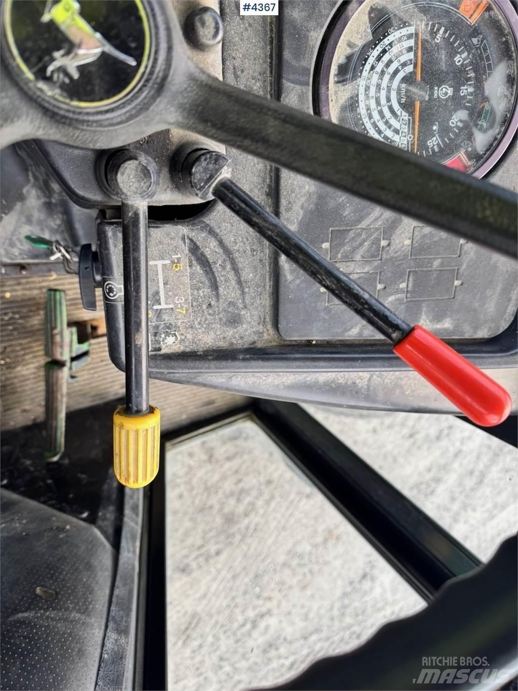 John Deere 1140 Трактори