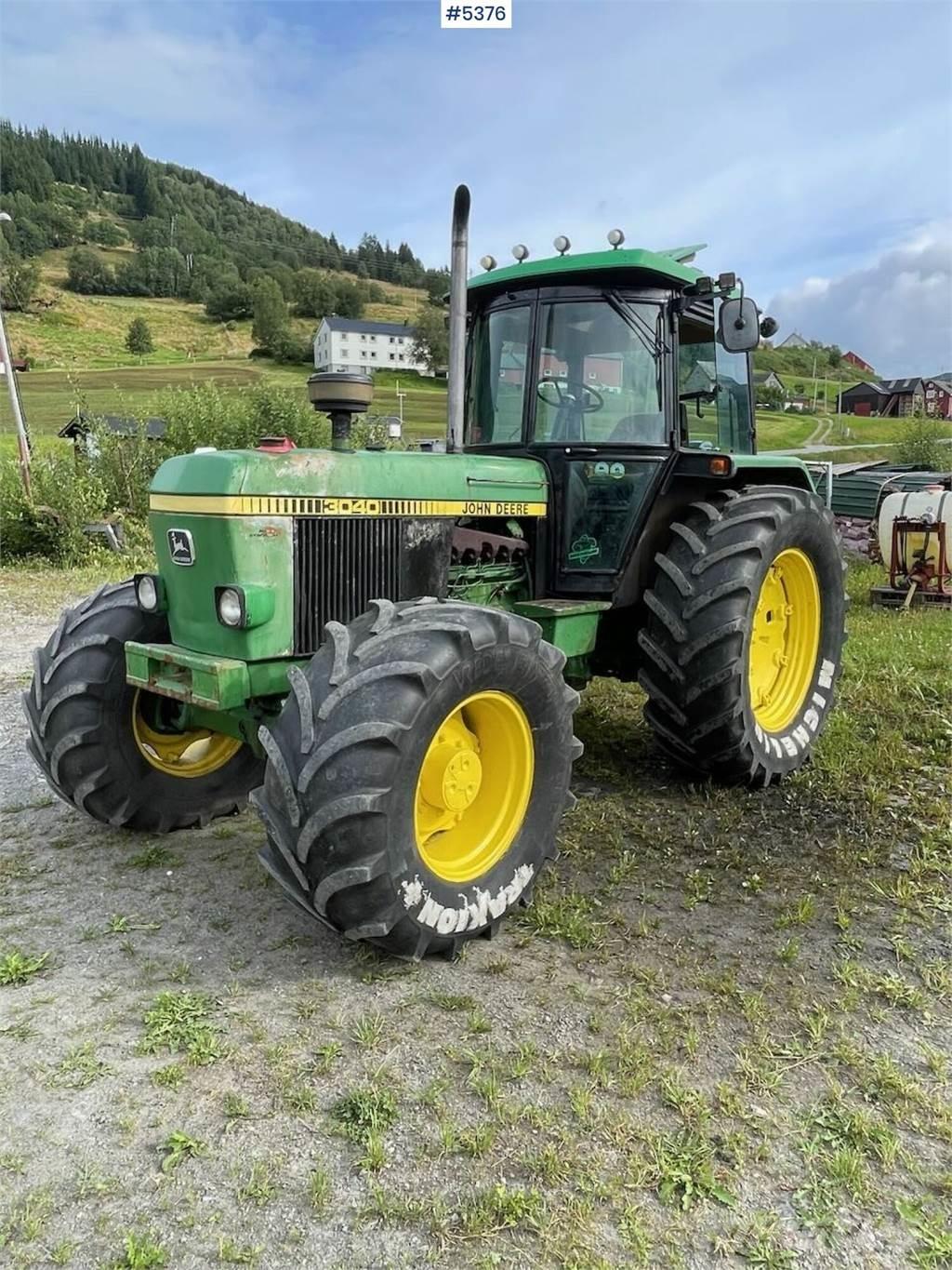 John Deere 3040HL Трактори