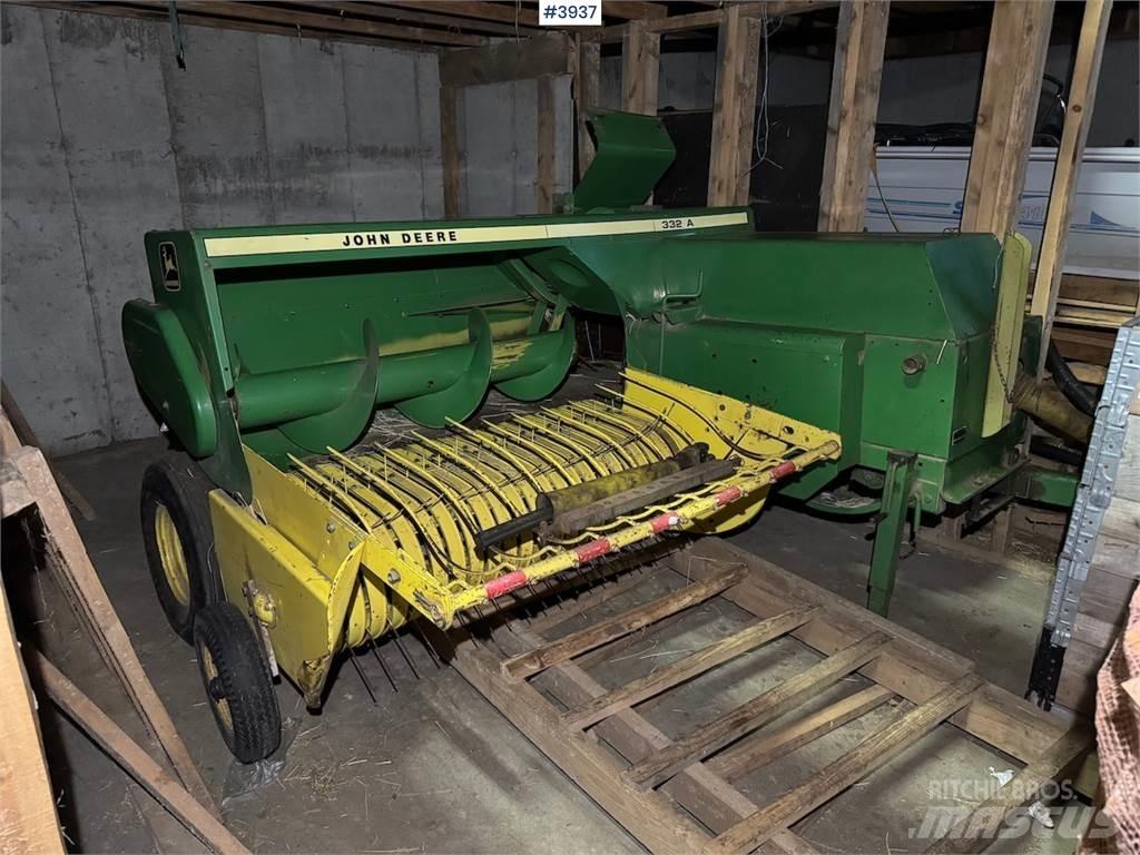 John Deere 332 A Друга техника за жънене