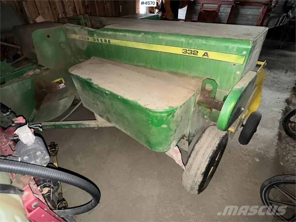 John Deere 332 A Друга техника за жънене