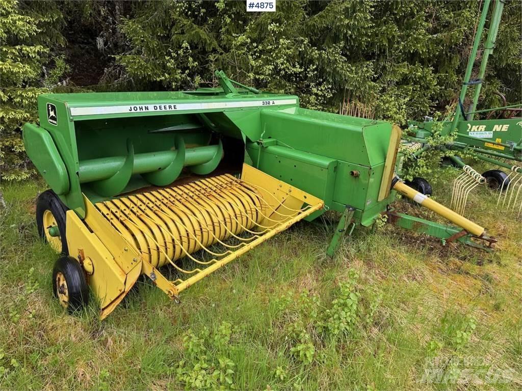John Deere 332 A Друга техника за жънене