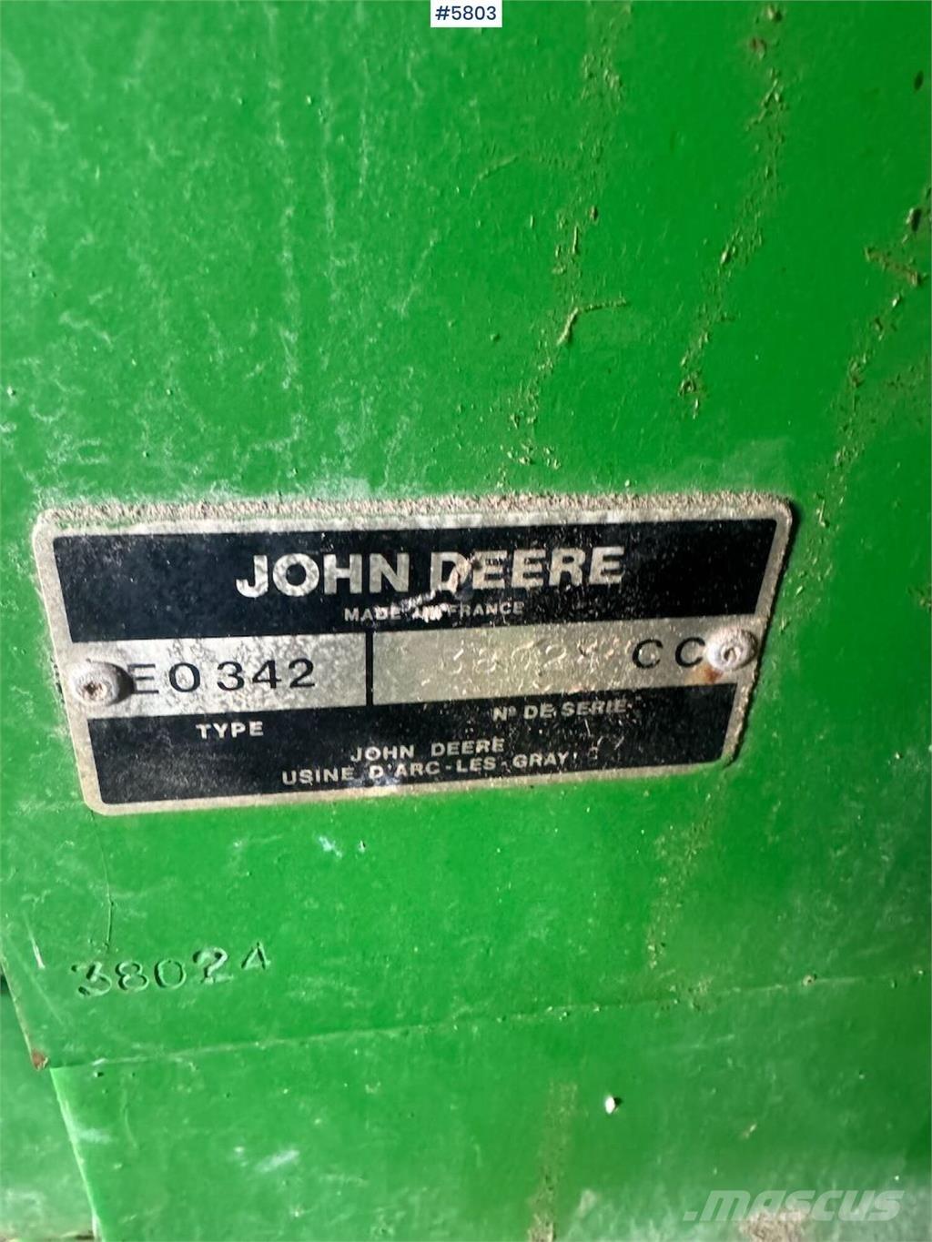 John Deere 342 Друга техника за жънене