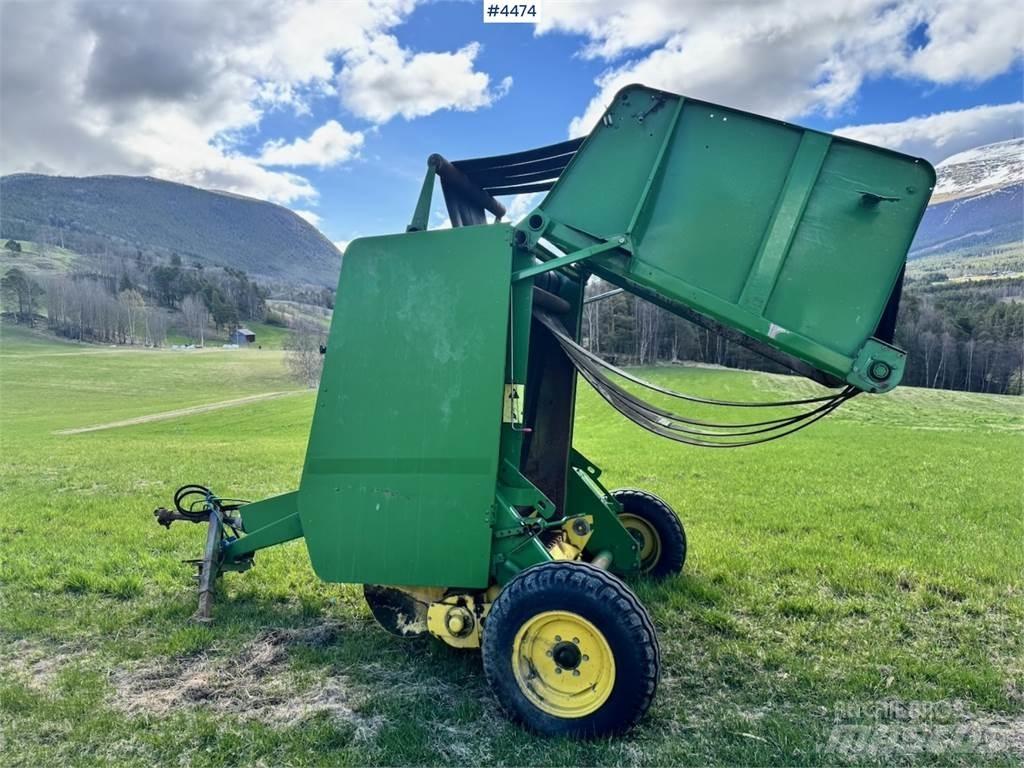 John Deere 545 Друга техника за жънене на фураж