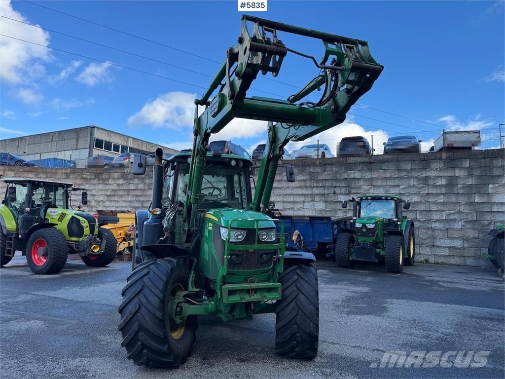 John Deere 6130M Трактори
