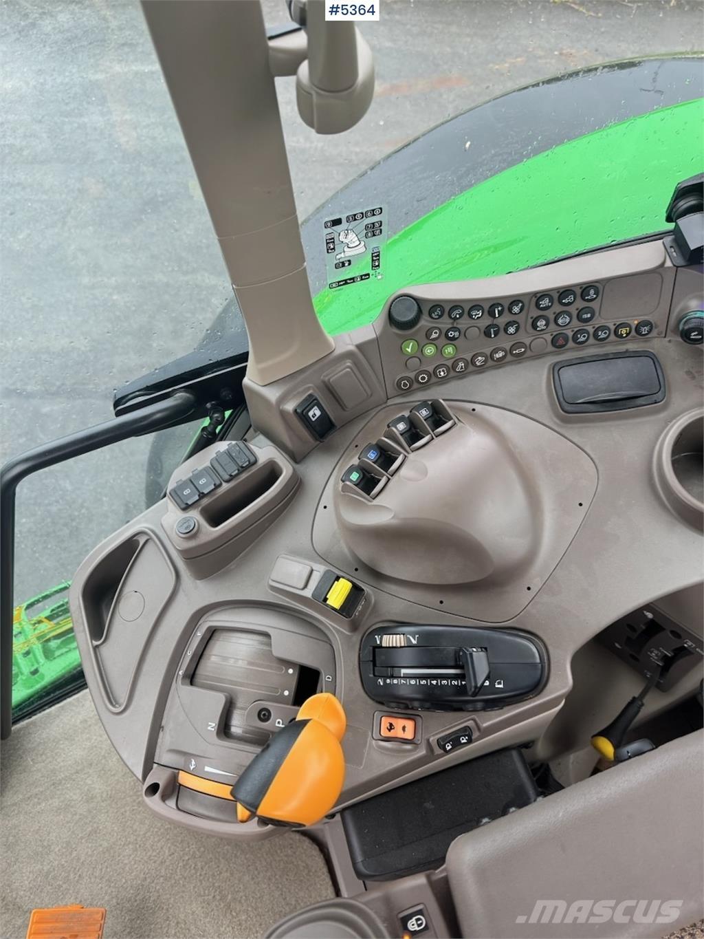 John Deere 6155M Трактори