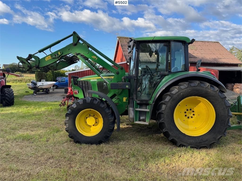 John Deere 6220 Трактори