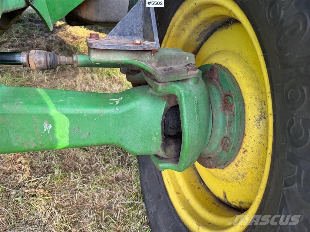 John Deere 6220 Трактори