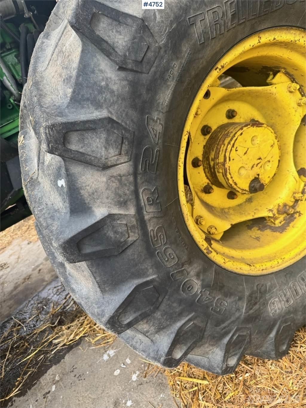 John Deere 6506 Трактори