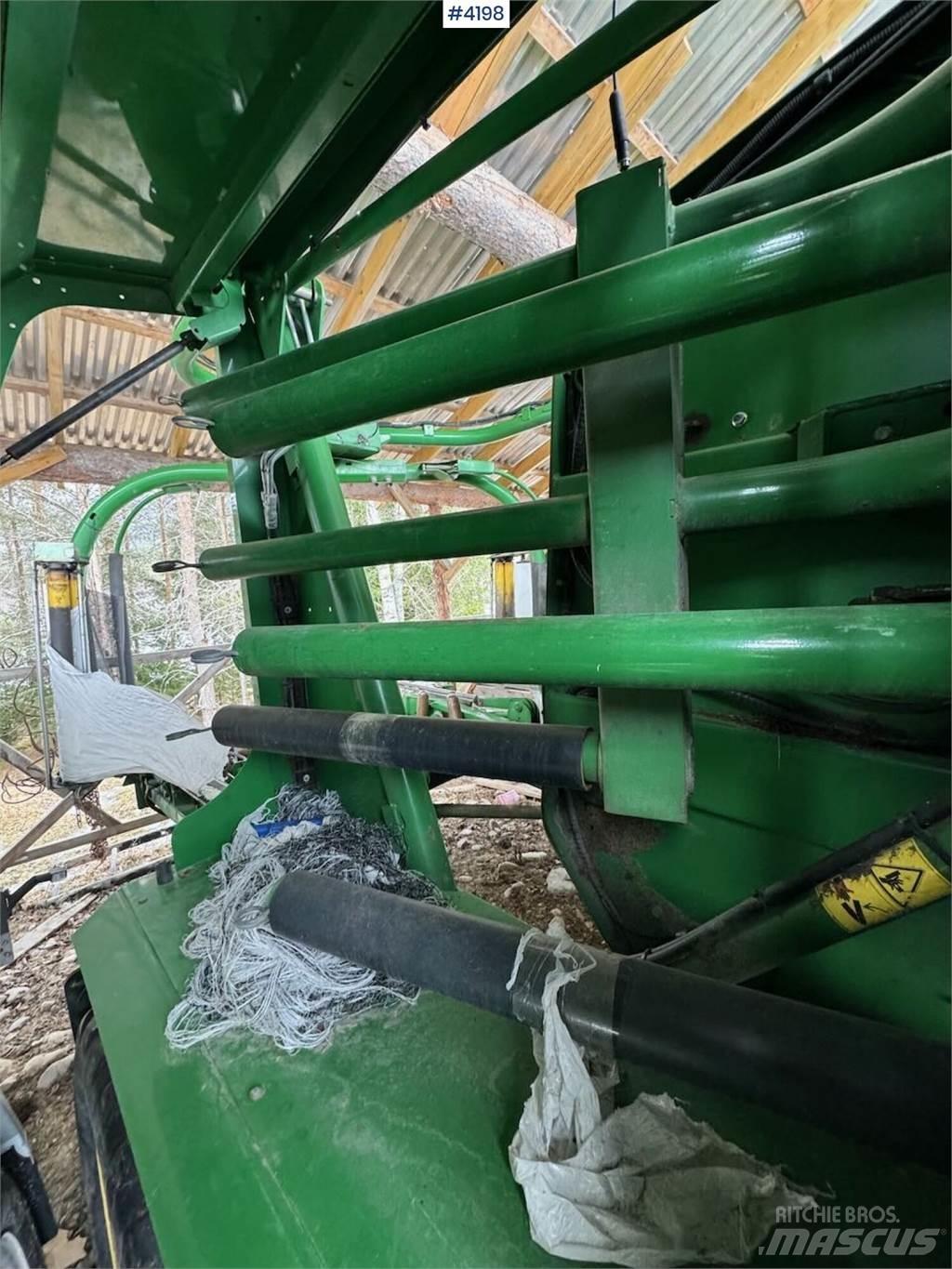 John Deere 744H Друга техника за жънене