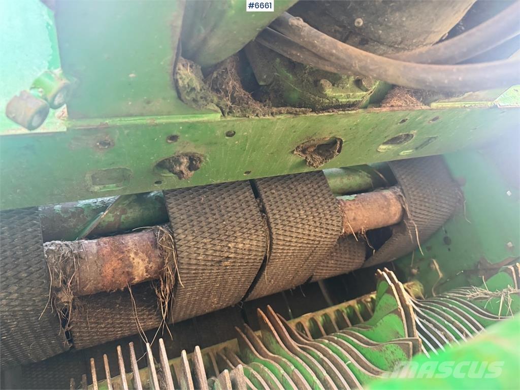 John Deere 854 Друга техника за жънене