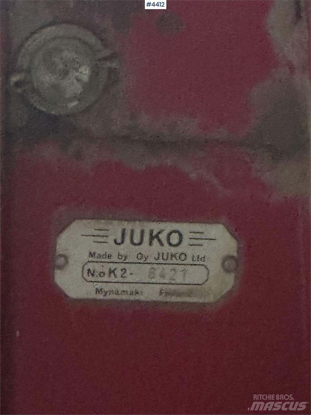 Juko Såmaskin Други машини за торене и аксесоари
