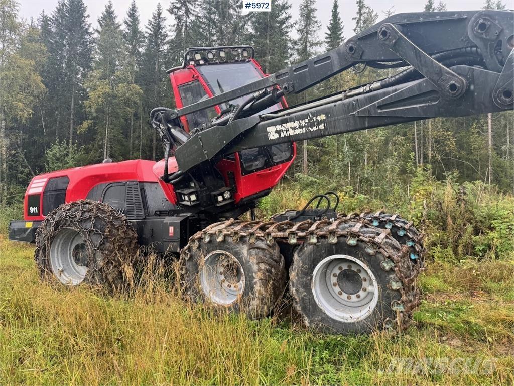 Komatsu 911-6 Харвестери