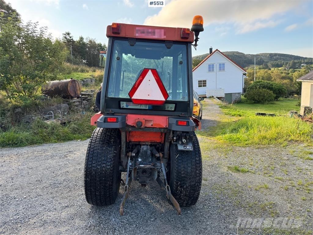 Kubota STV 36 Трактори