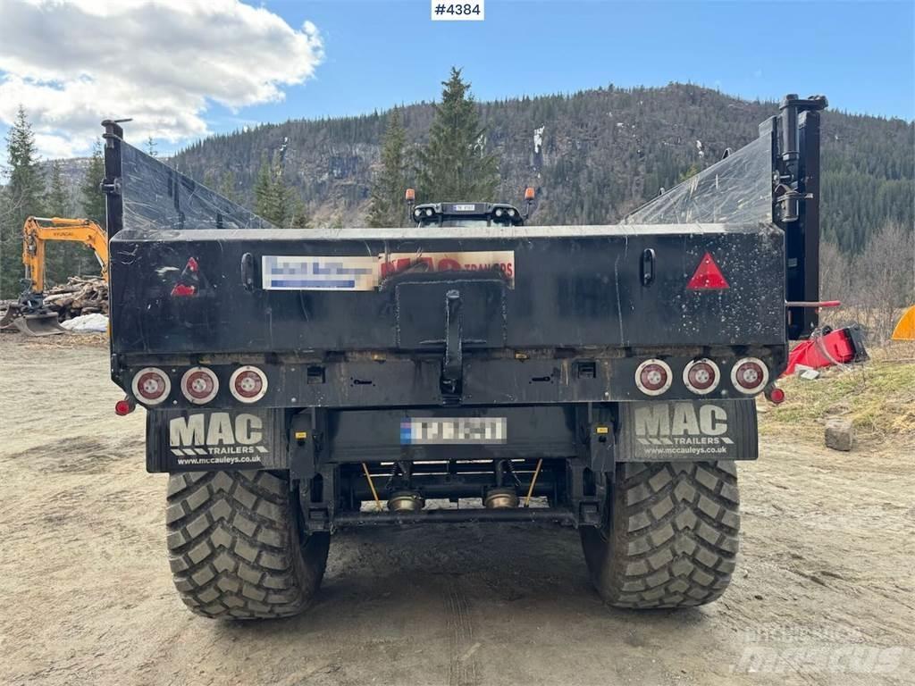 McCauley A2GP16 Самосвали