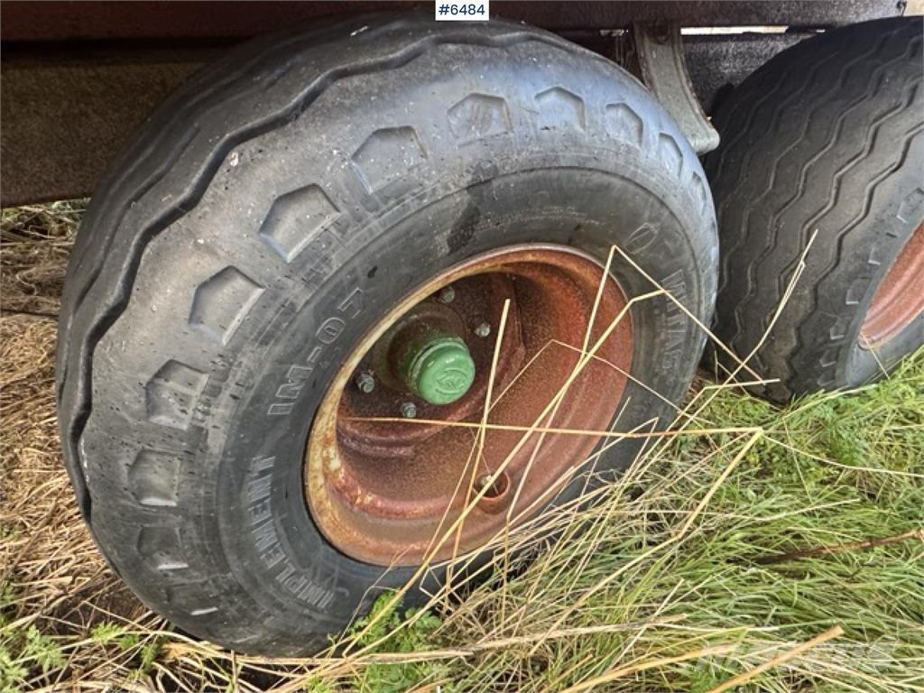 Orkel T90 Ремаркета за зърно / силаж
