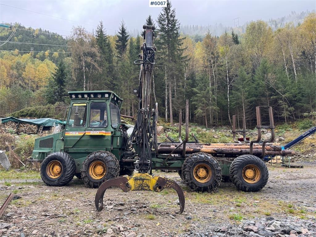  Øsa 250 FMG Претоварващи кранове