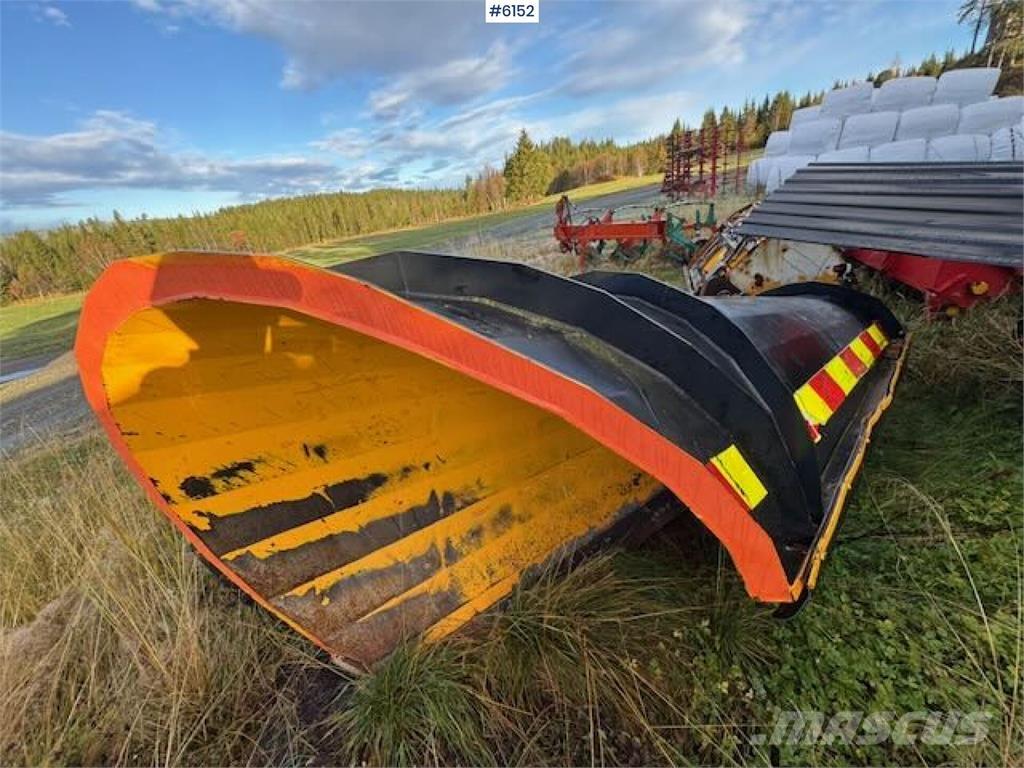  Øveraasen 2651 Снегочистачки