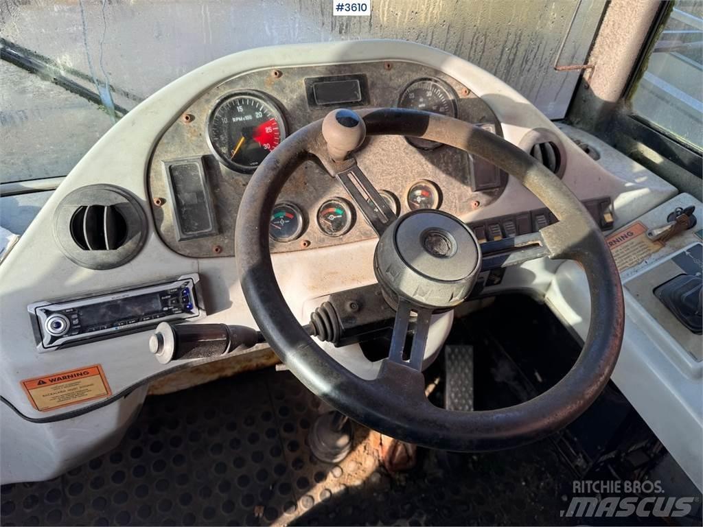 Terex TA25 Колесни товарачи