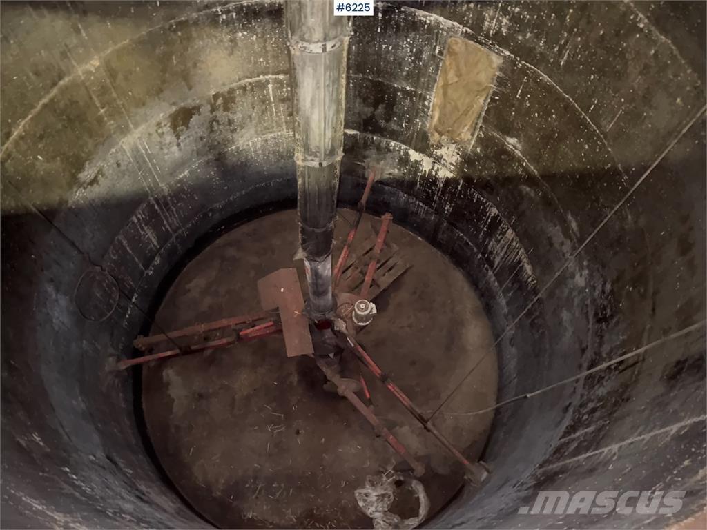 TKS Fylltømmer. Други аксесоари за трактори