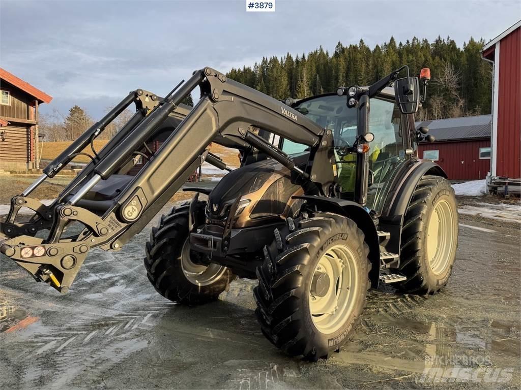Valtra G135 Трактори