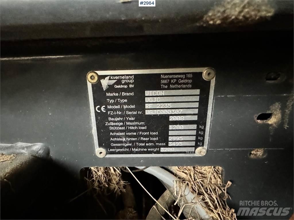 Vicon RF2235 Друга техника за жънене на фураж