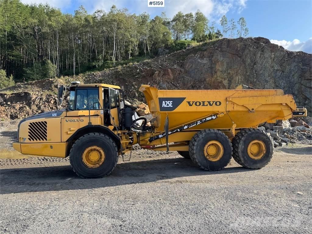 Volvo A25E 6x6 Странични самосвали