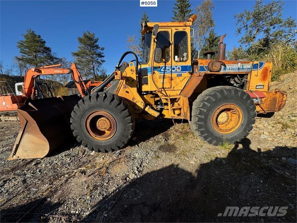 Volvo BM 4500 Колесни товарачи