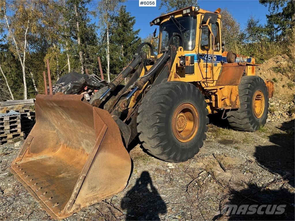 Volvo BM 4500 Колесни товарачи