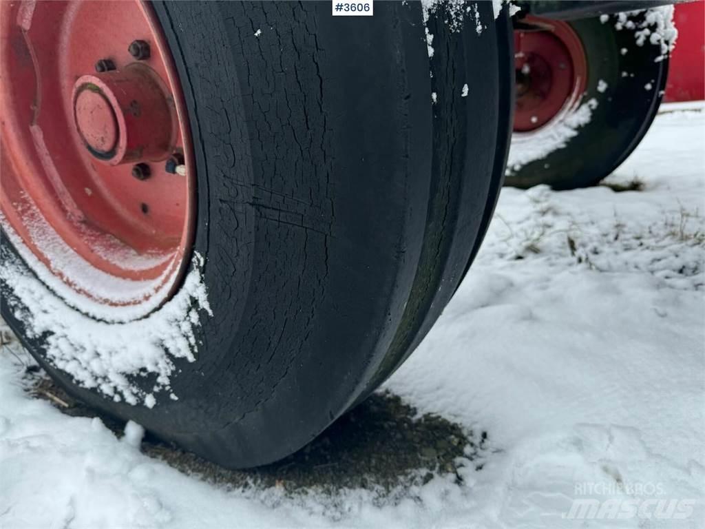 Volvo BM 500 Трактори