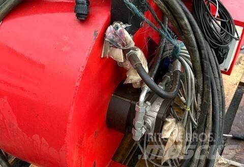  300 Hydraulisch Други машини за торене и аксесоари