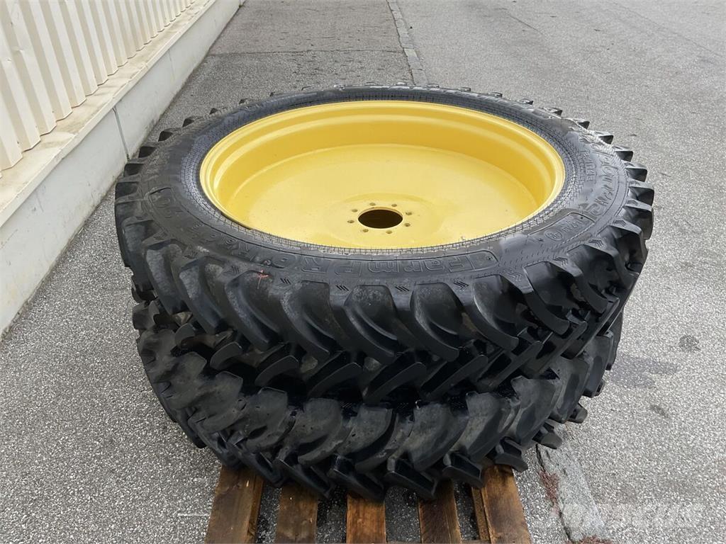  320/90 R 42 Колелета/Гуми