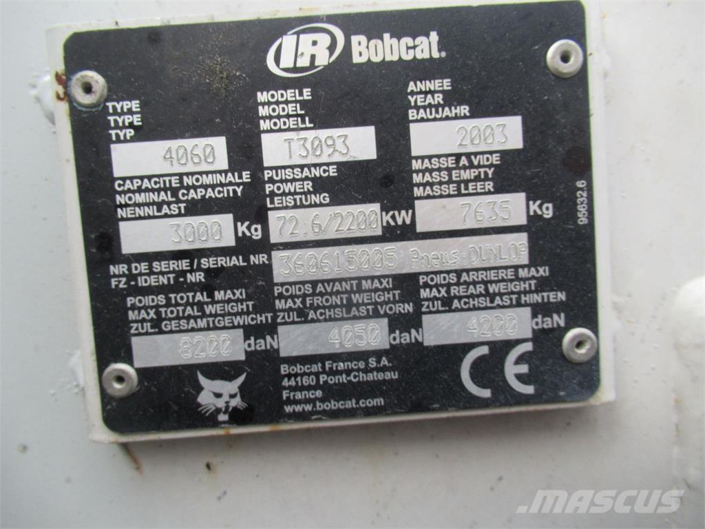 Bobcat 3093 Челни товарачи и багери