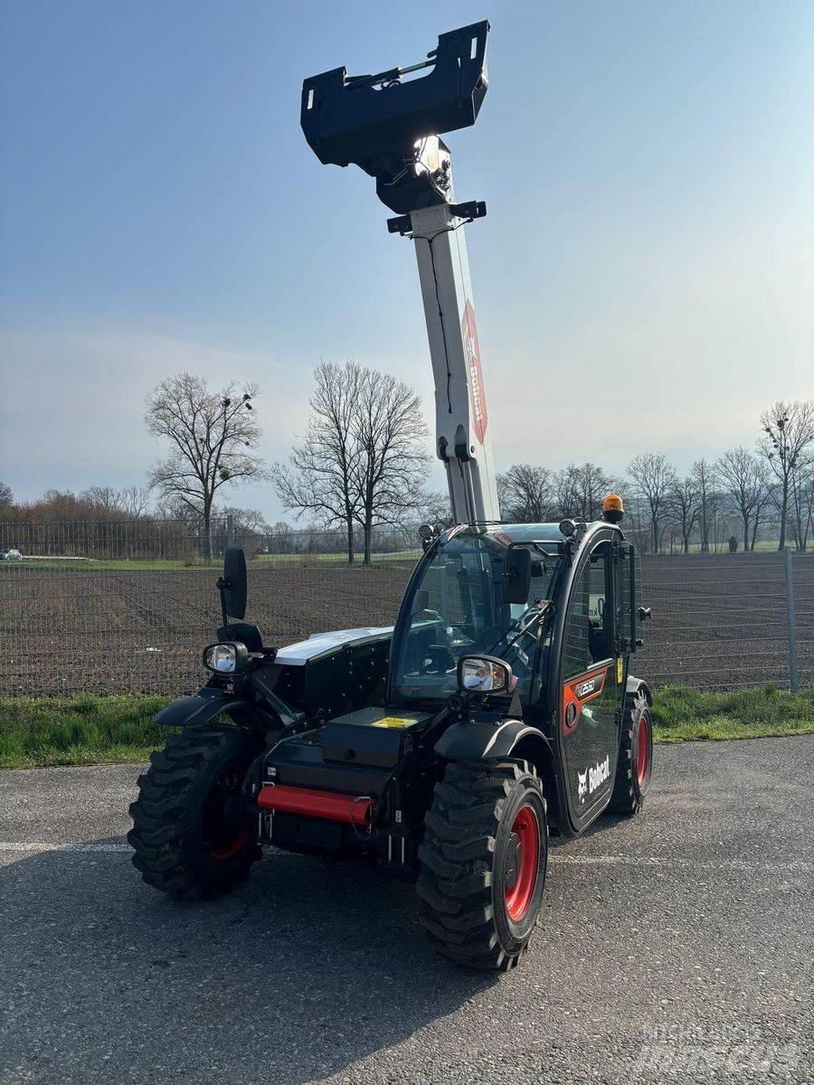 Bobcat TL25.60 Телескопични товарачи