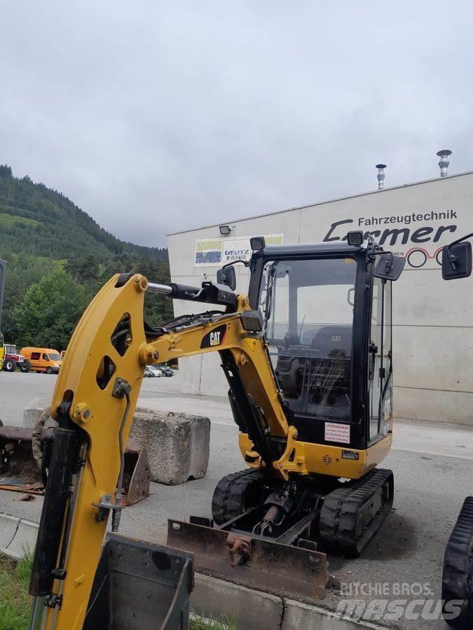 CAT 301.7D Мини екскаватори < 7 т