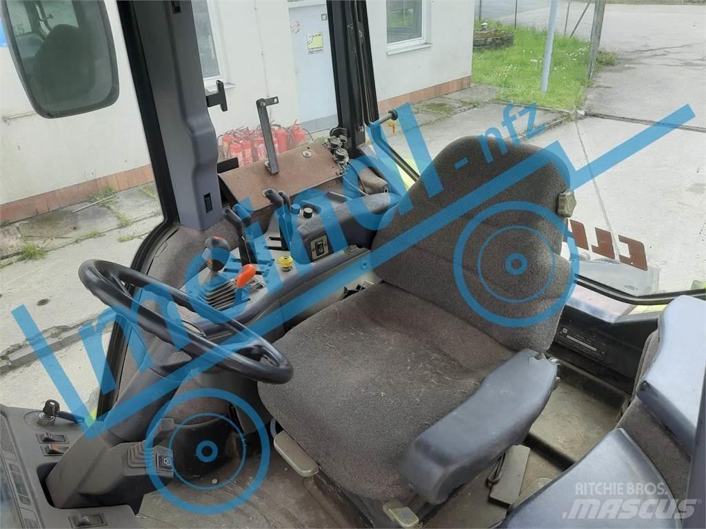 CLAAS Challenger 35 Трактори