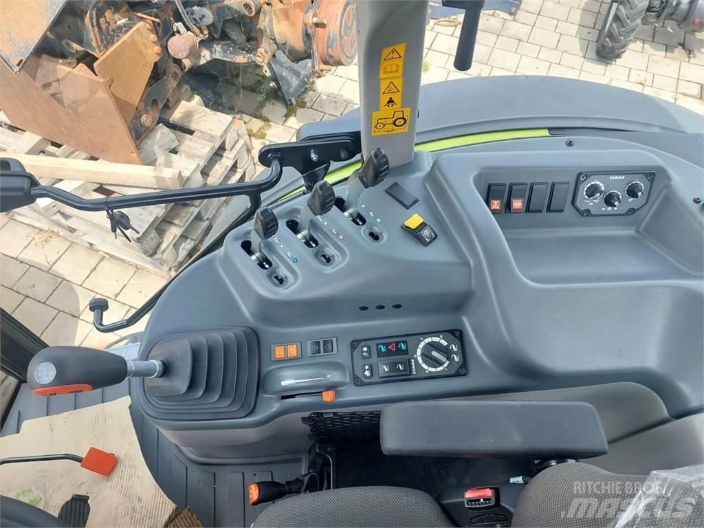 CLAAS Elios 330 Трактори