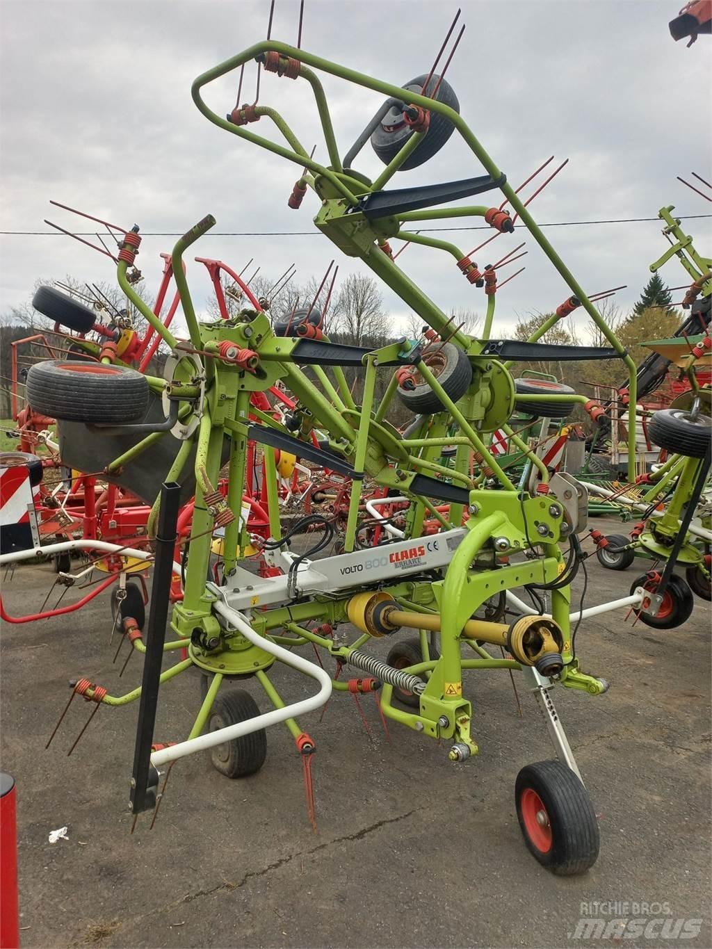 CLAAS Volto 800 Гребла и сенообръщачки