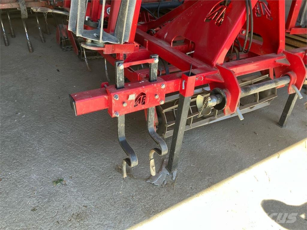  Coral Plus 420 Други машини за сеене и аксесоари