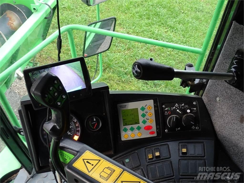 Deutz-Fahr 5690 H Комбайни