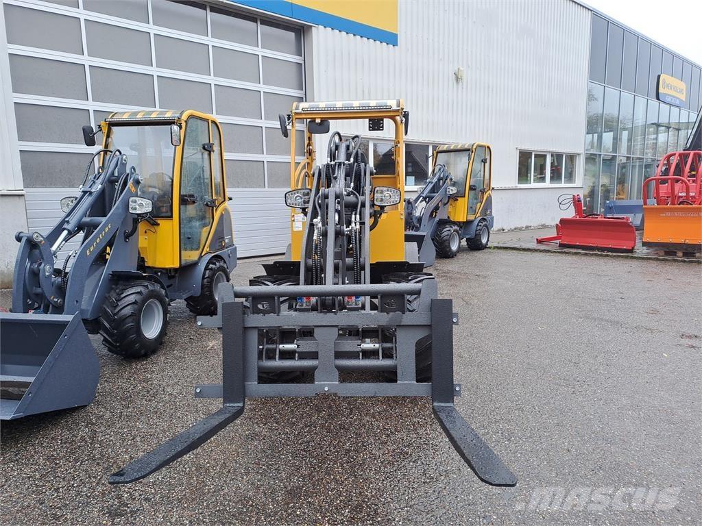 Eurotrac W 12 S Челни товарачи и багери