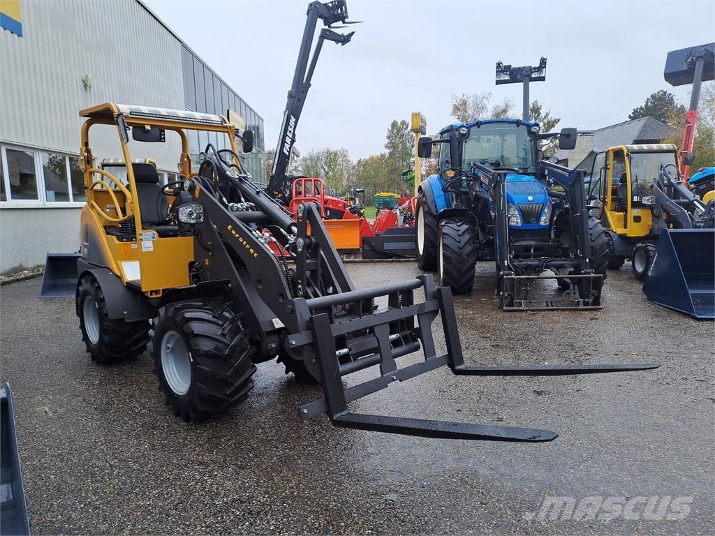 Eurotrac W 12 S Челни товарачи и багери