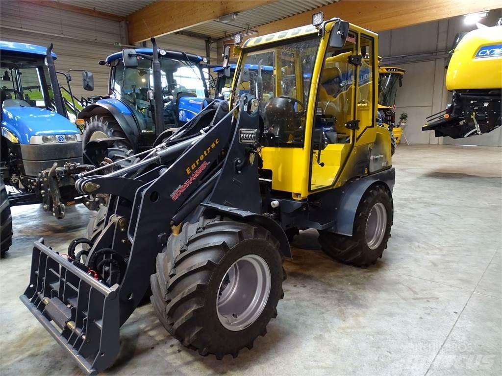 Eurotrac W 13 Челни товарачи и багери
