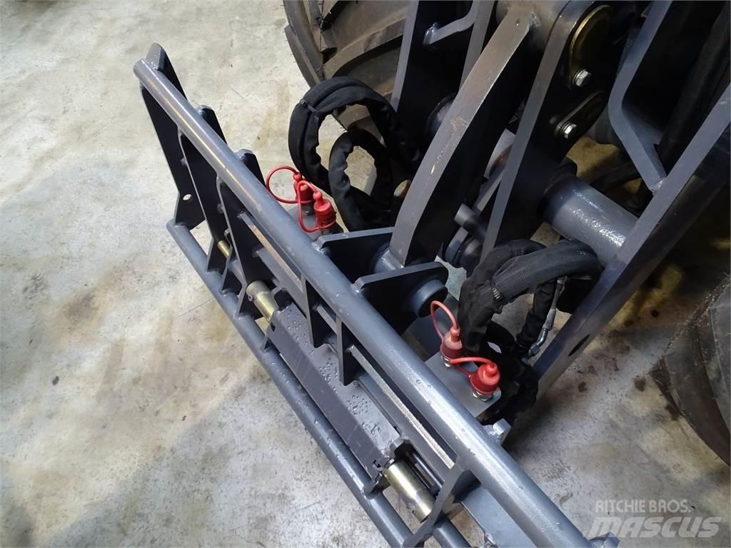 Eurotrac W 13 Челни товарачи и багери