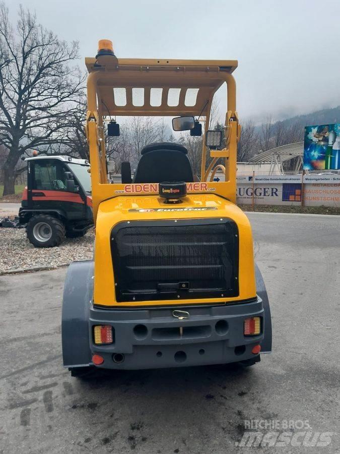 Eurotrac W12 F Челни товарачи и багери
