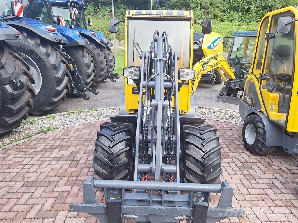 Eurotrac W12S Челни товарачи и багери