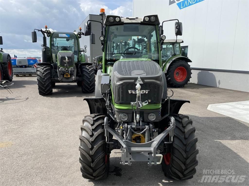 Fendt 210 Vario F Трактори