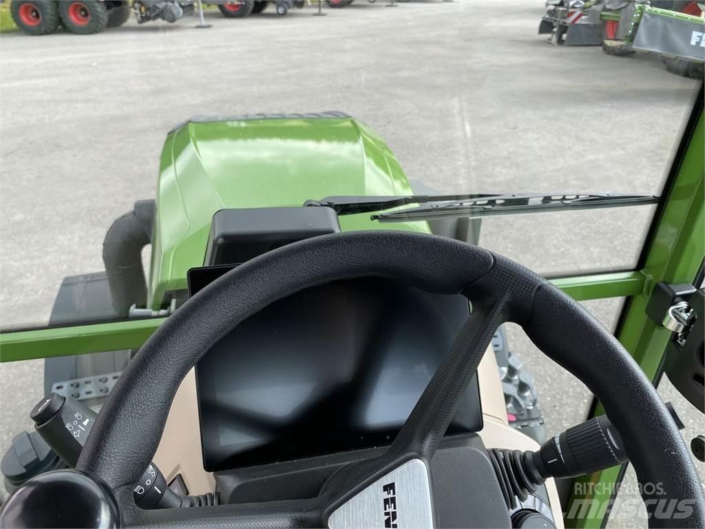 Fendt 210 Vario F Трактори