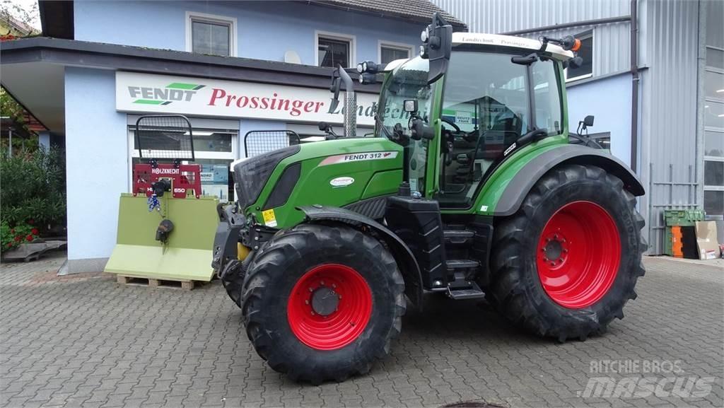 Fendt 312 Vario Трактори